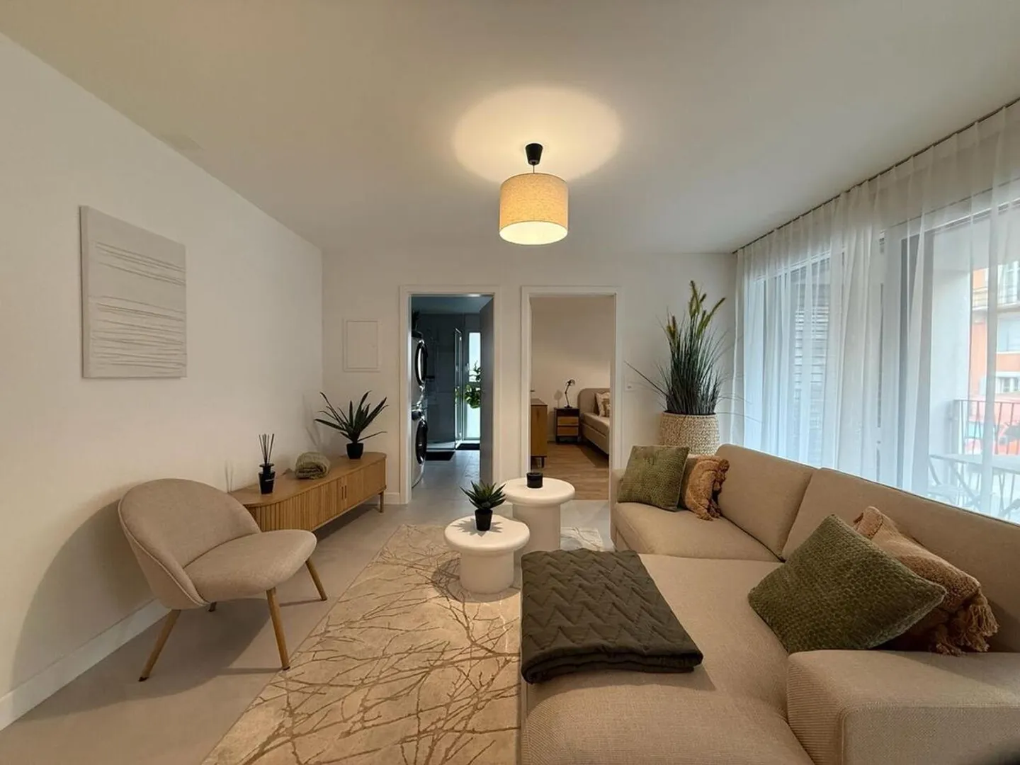 Un appartement lumineux au confort moderne - Photo 3 sur 9