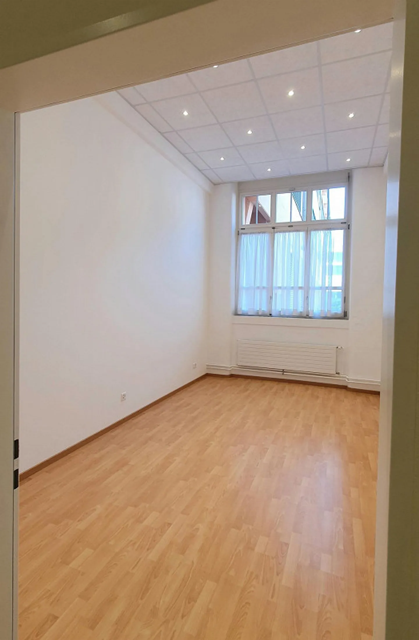 Schönes Büro oder Praxis - Foto 1 von 4