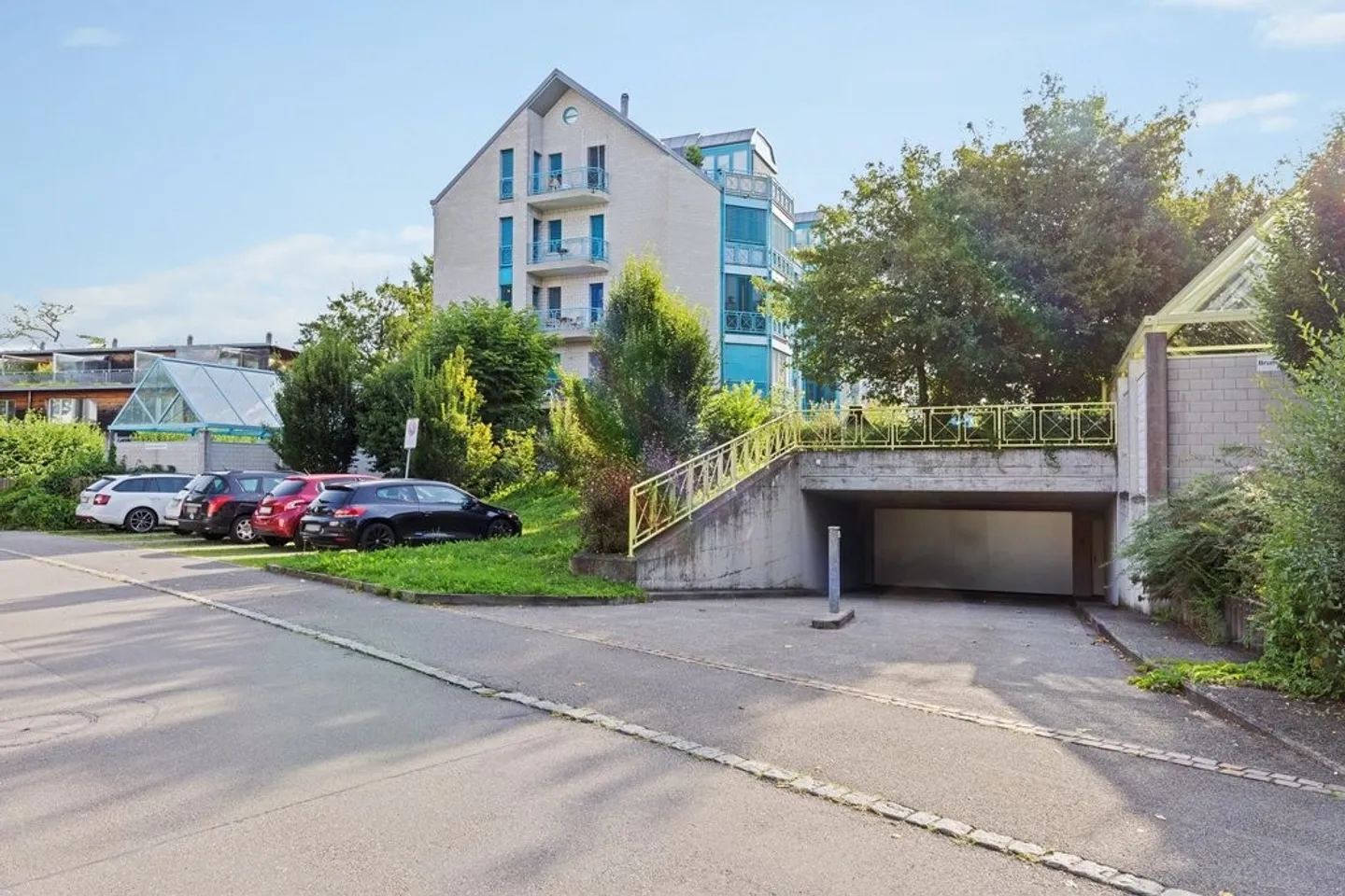 Sichere Garagenbox in Buchs - Foto 1 von 1