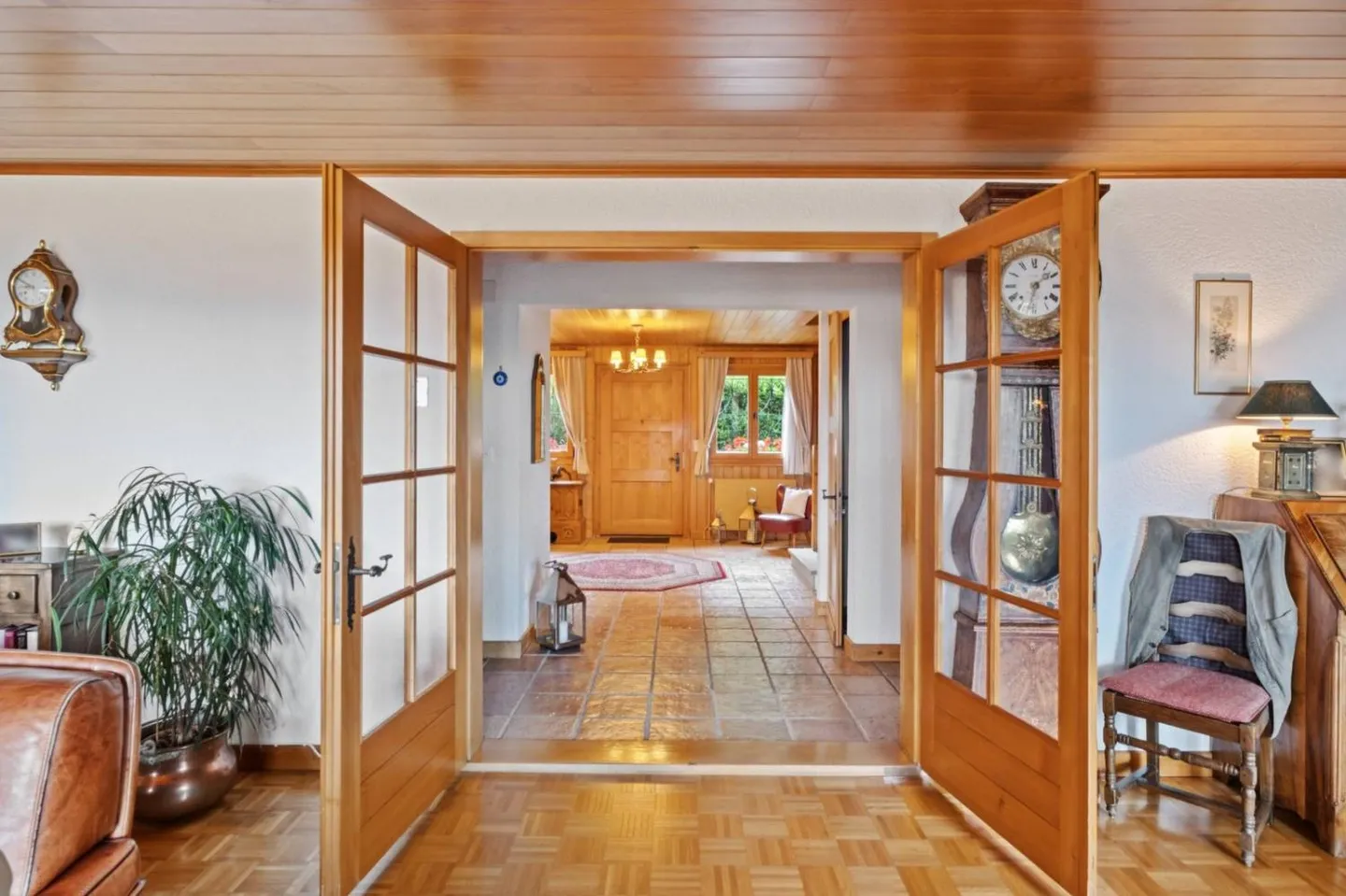 In the highly sought-after Domaine de la Forêt, vast exceptional property - Photo 5 of 13