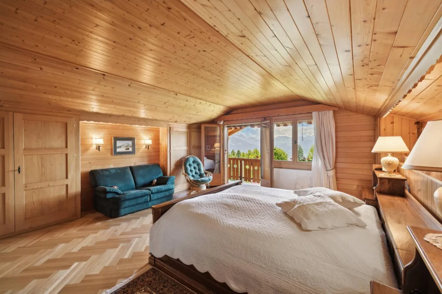 In the highly sought-after Domaine de la Forêt, vast exceptional property - Photo 8 of 13