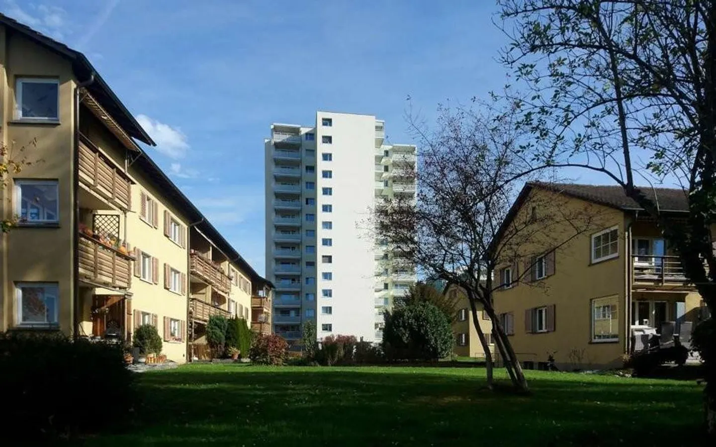 Grosszügige Wohnung in Niklausen - Foto 1 von 6