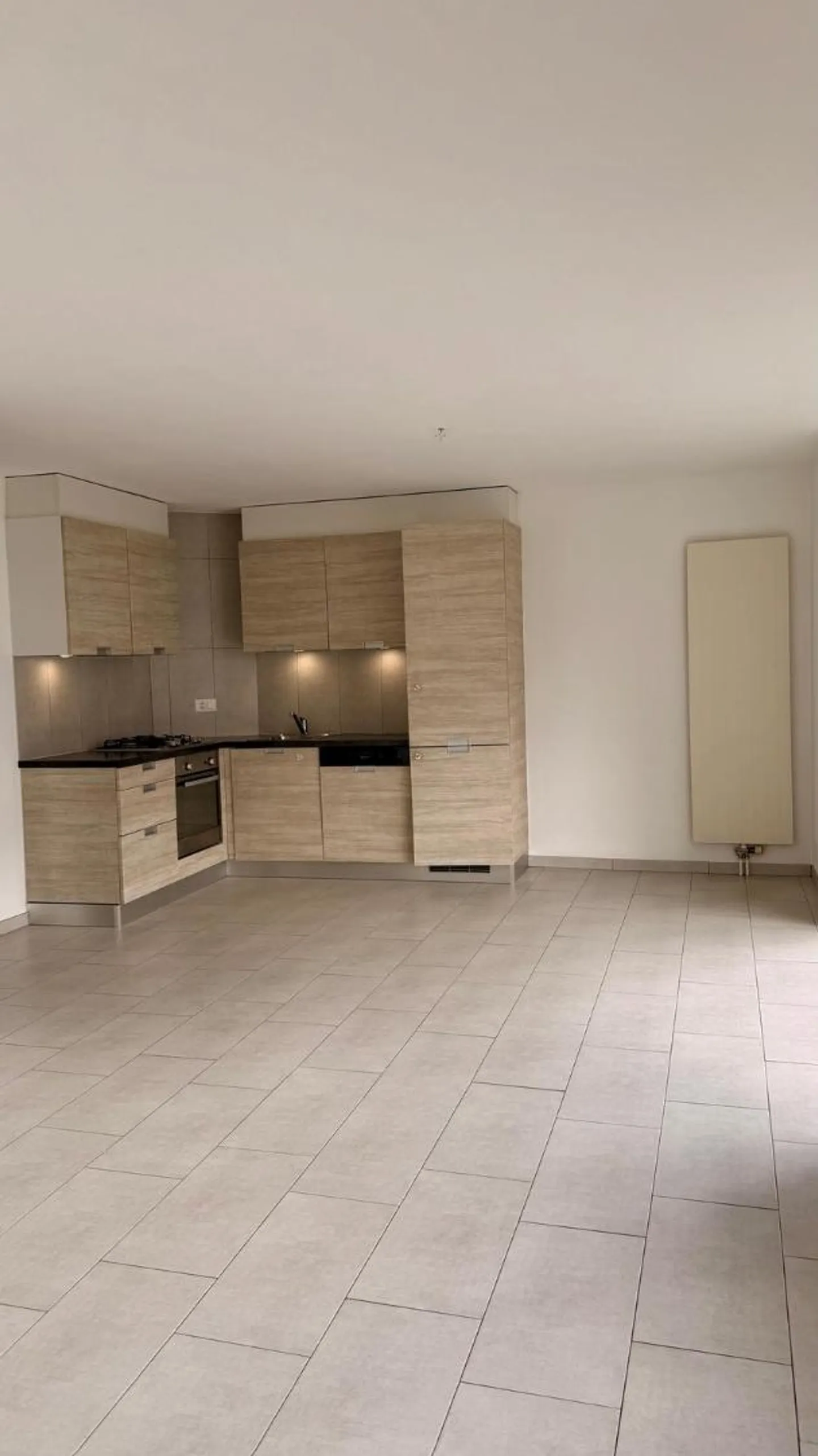 Schöne 3,5-Zimmer-Wohnung im 1. Stock in Bex - Foto 6 von 8
