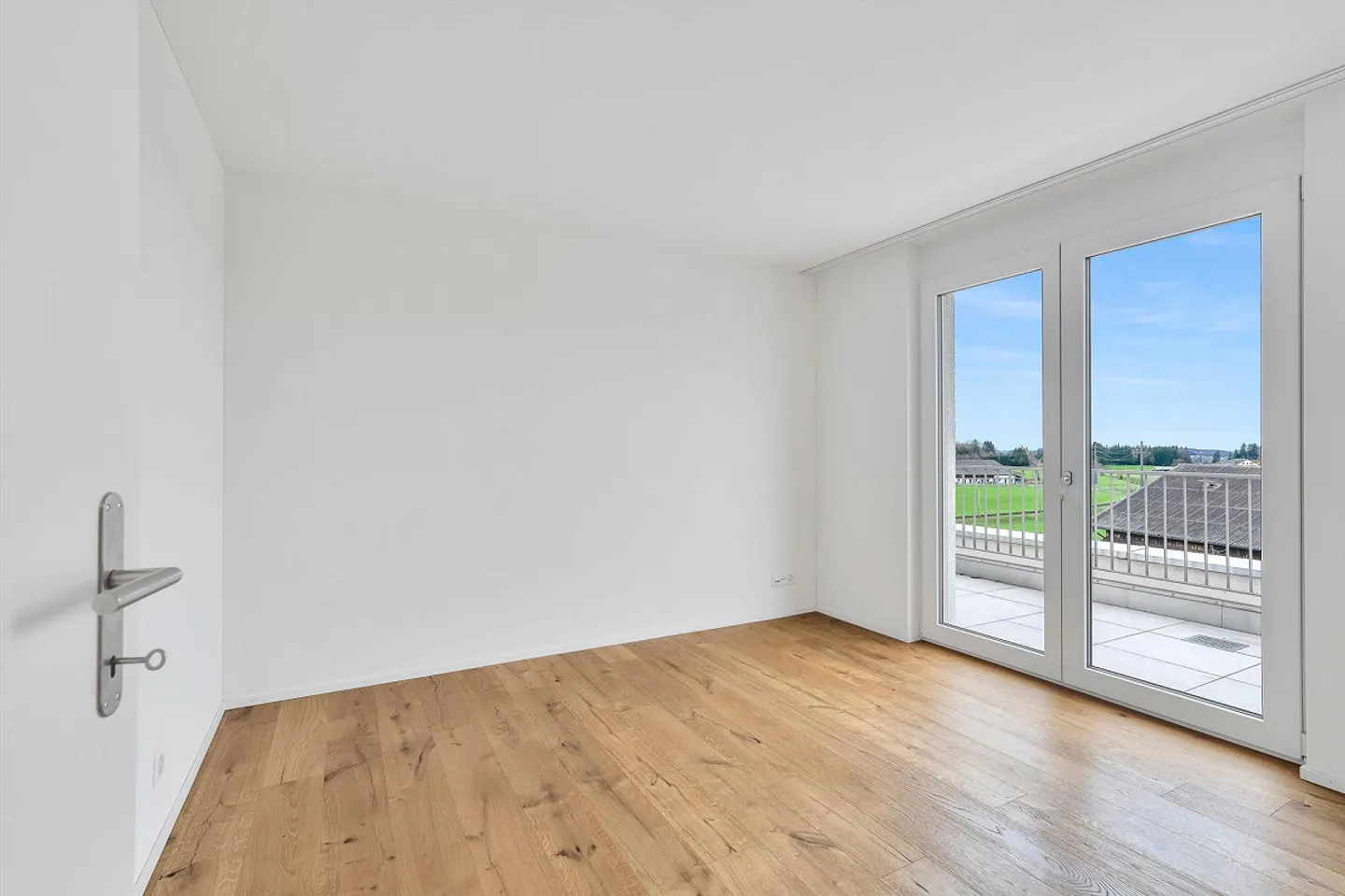 Appartamento attico con grande terrazza e vista panoramica - Foto 7 di 12