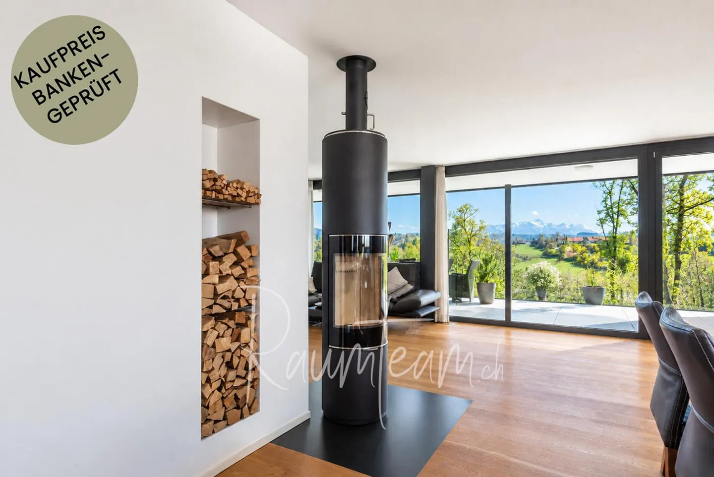 Exklusives Apartment mit Traumhaftem Blick - Foto 1 von 14
