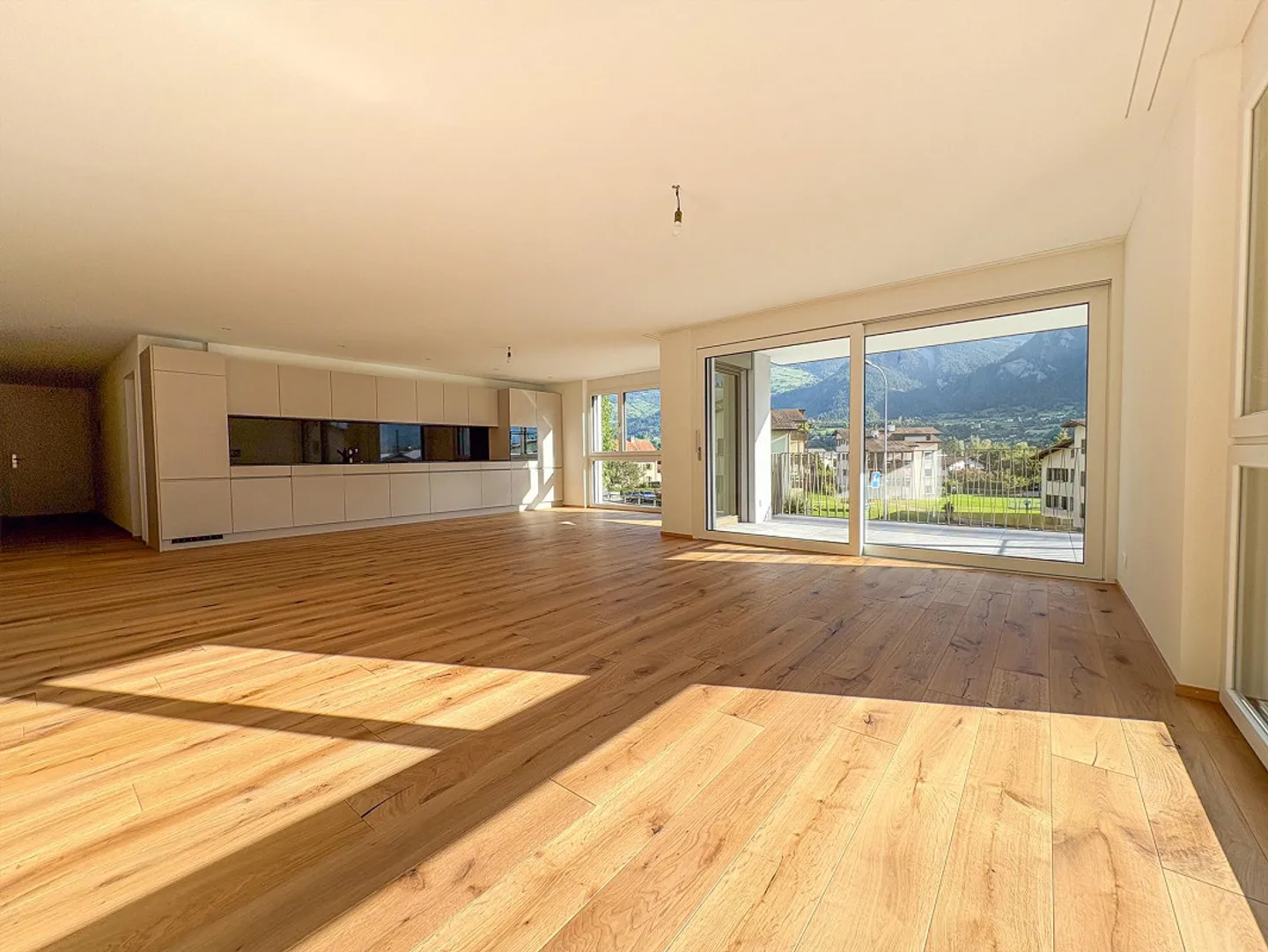 Modernes Familienapartment in Cazis - Foto 3 von 16