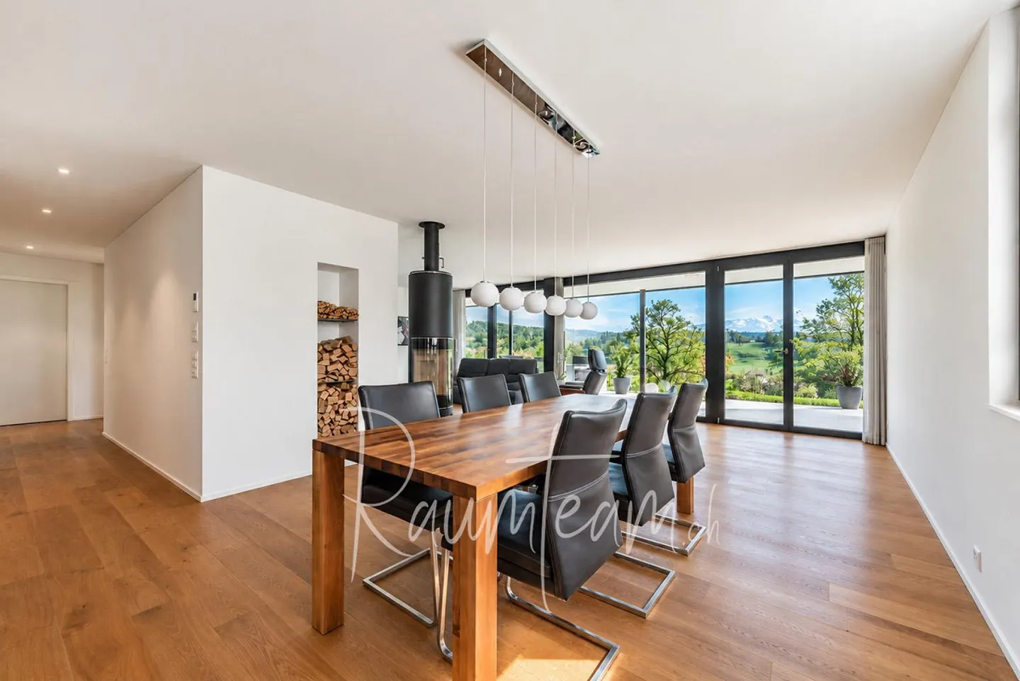 Exklusives Apartment mit Traumhaftem Blick - Foto 9 von 14