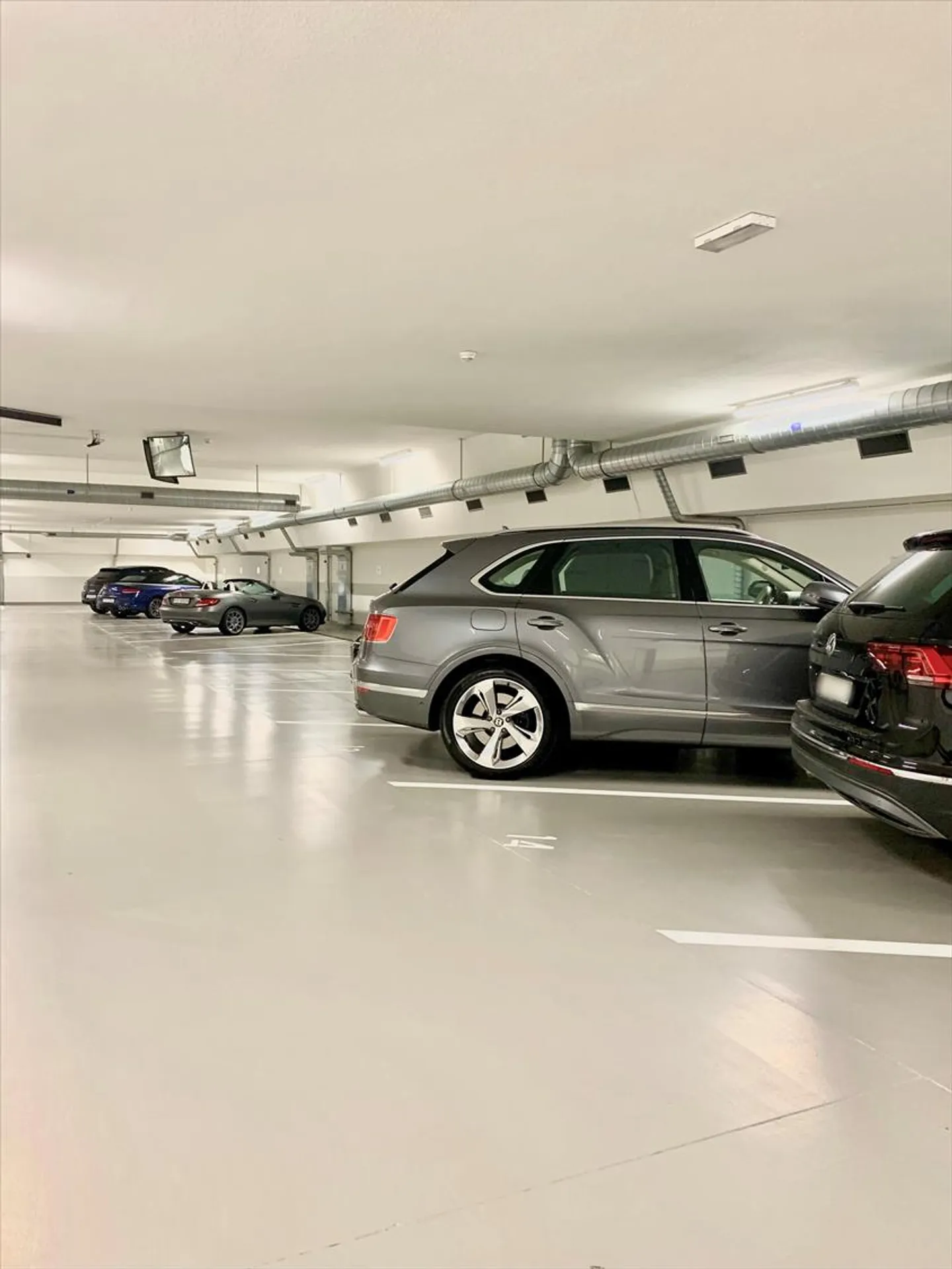 Einstellplatz im Herzen von Zürich - Foto 2 von 2