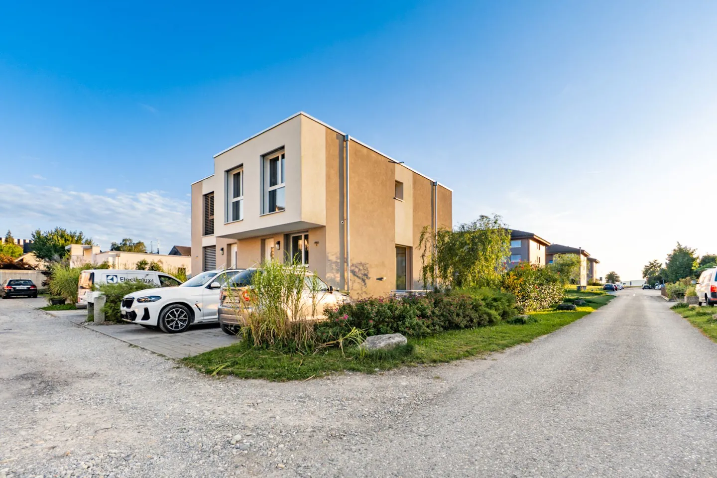 Maison jumelée avec 5,5 pièces - Photo 1 sur 13