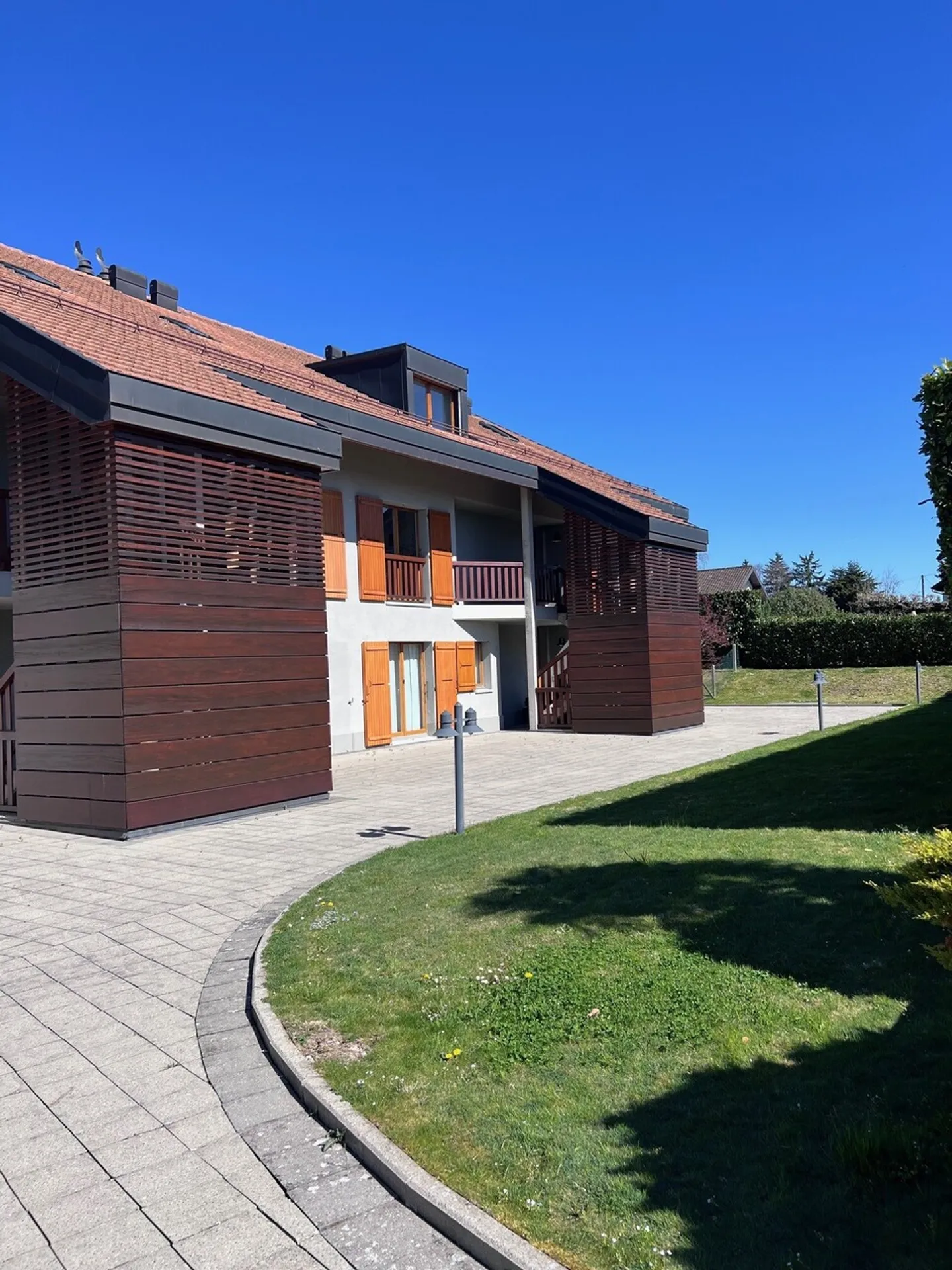 Bellissimo duplex nella campagna di Ginevra - Foto 3 di 16