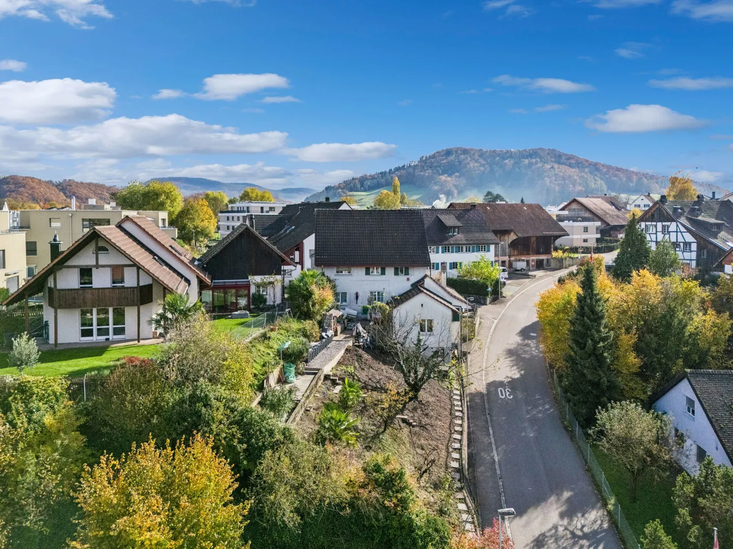 Building plot with diverse possibilities - Photo 5 of 10