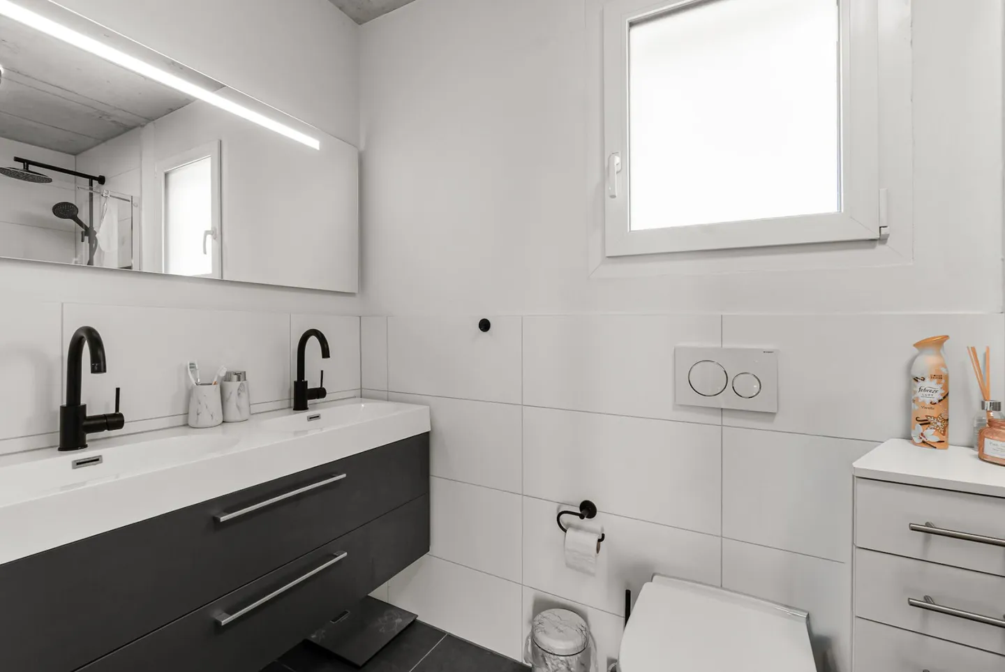 Maison jumelée avec 5,5 pièces - Photo 5 sur 13