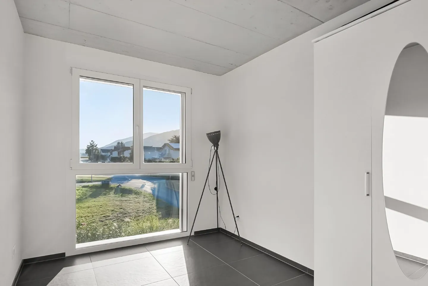 Maison jumelée avec 5,5 pièces - Photo 9 sur 13