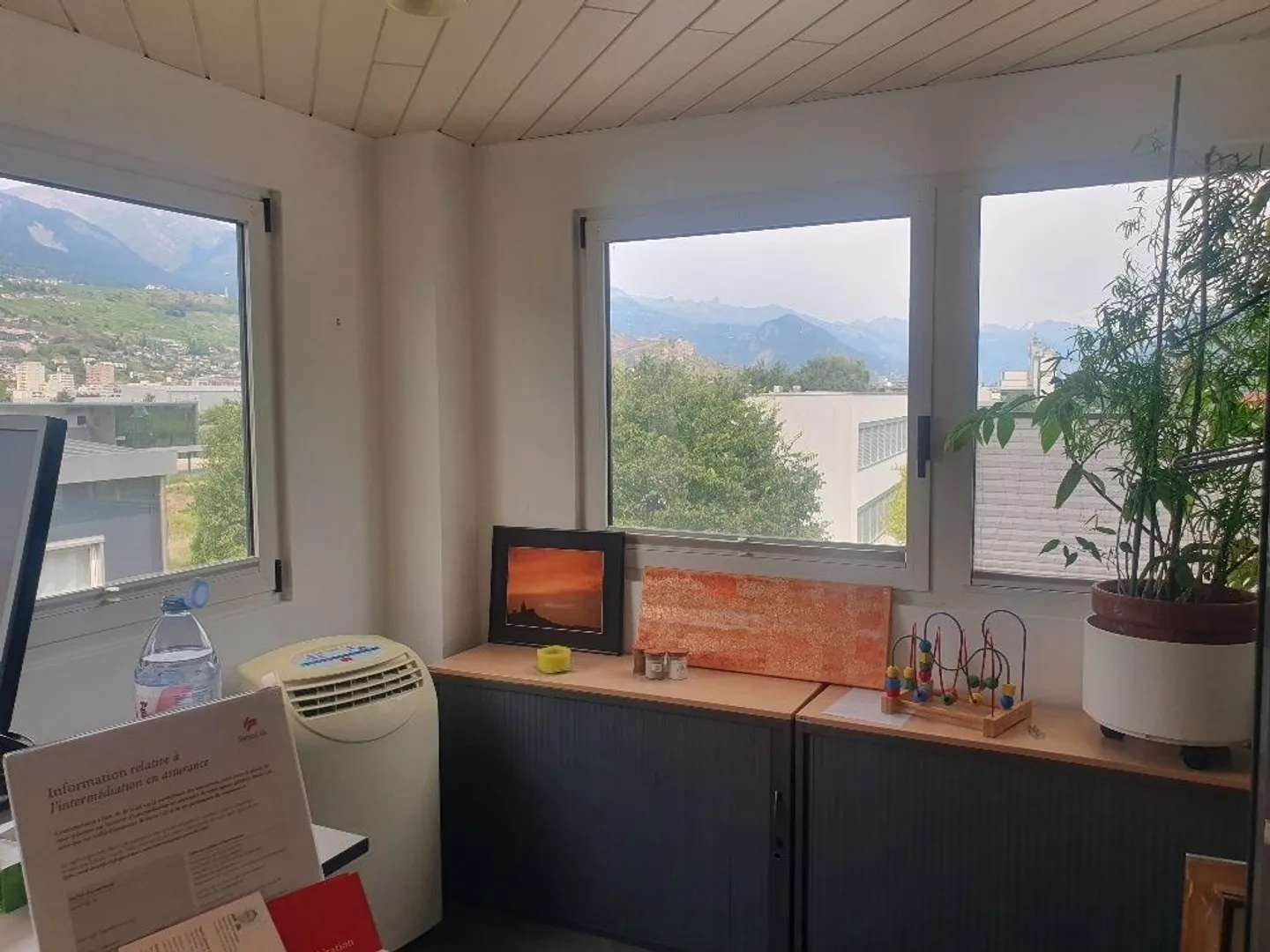 Sion - Office - Photo 2 of 8