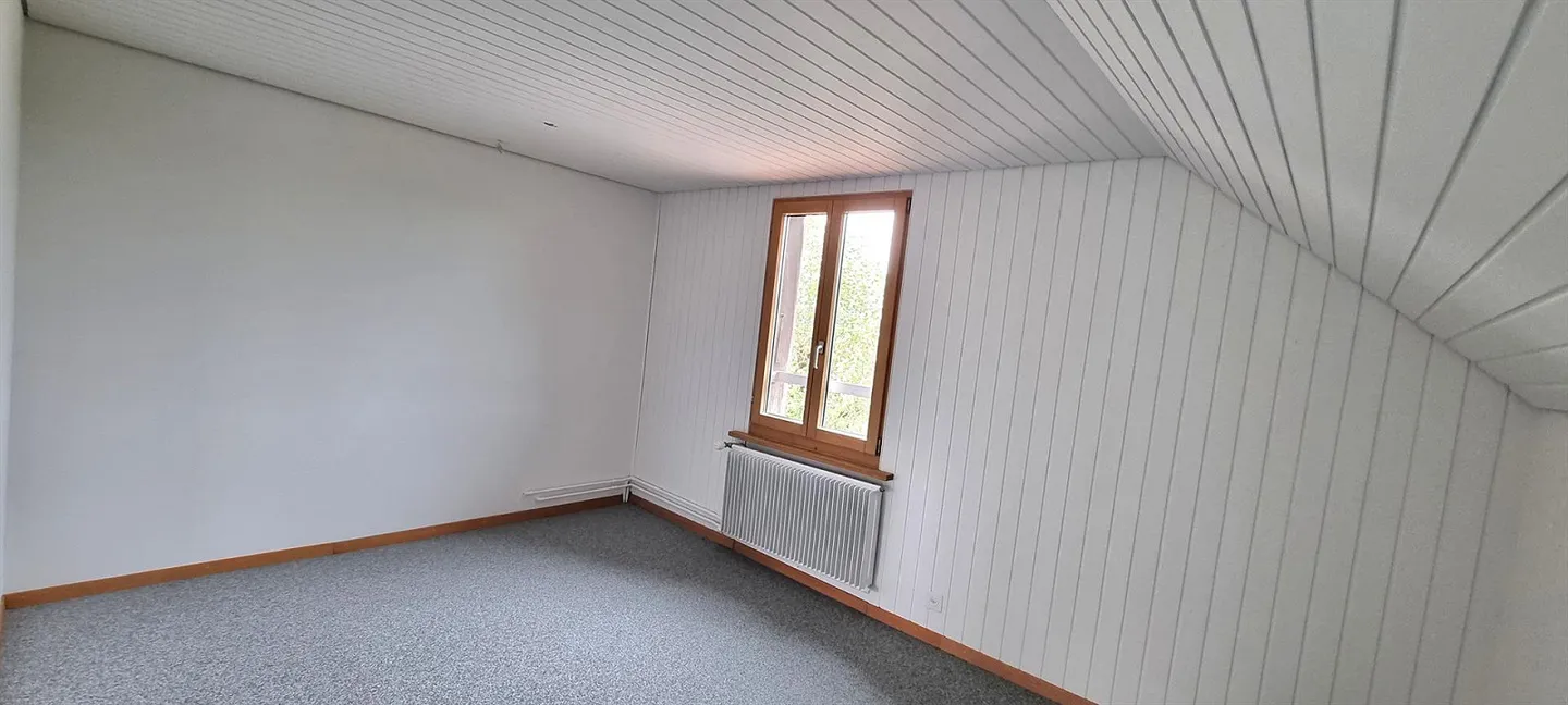 Not 08/15 – 3.5 rooms with balcony, garden and panoramic view - Photo 7 of 13