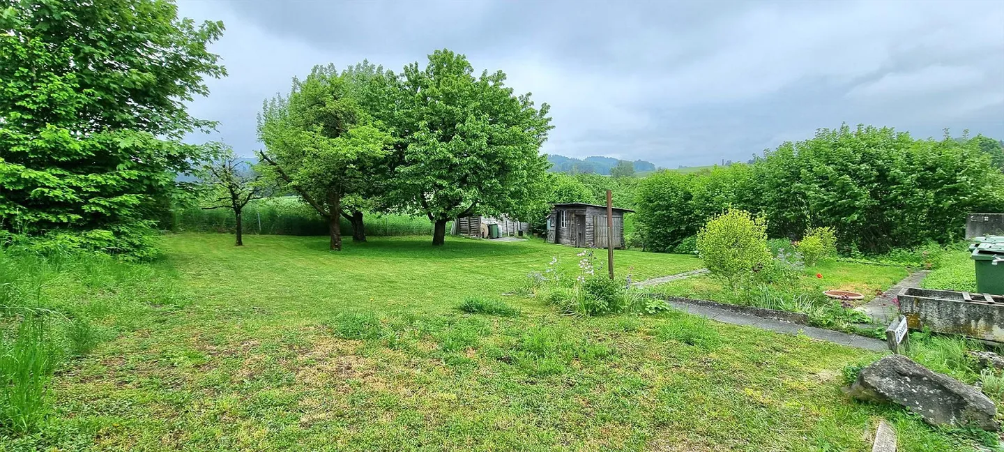 Not 08/15 – 3.5 rooms with balcony, garden and panoramic view - Photo 13 of 13
