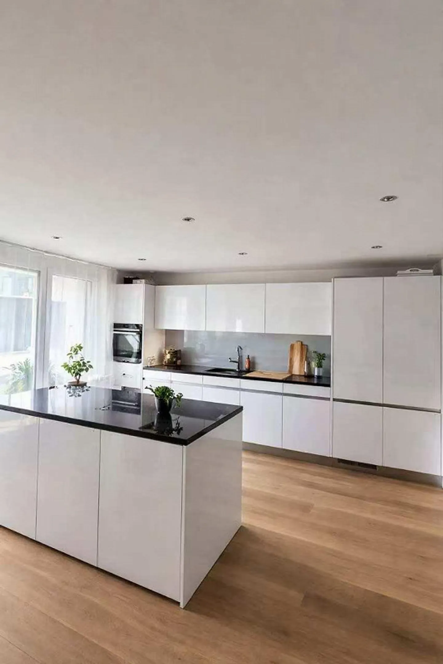 Moderne 4.5-Zimmerwohnung - Foto 2 von 12