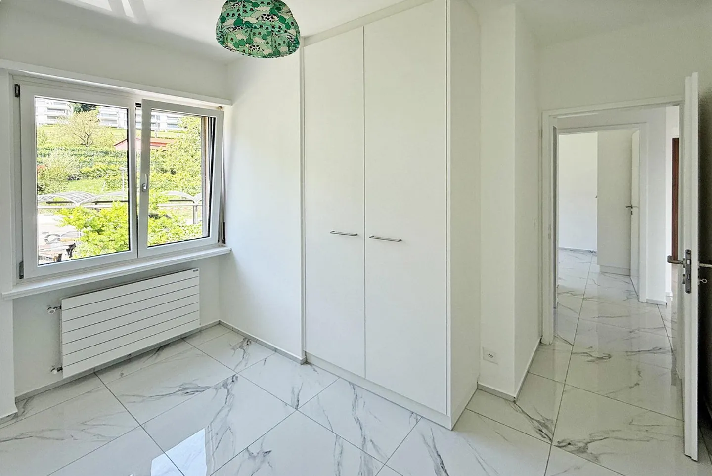 OPPORTUNITY - BRIGHT 4.5 RENOVATED APARTMENT WITH TERRACE IN GRAVESANO - Photo 7 of 9