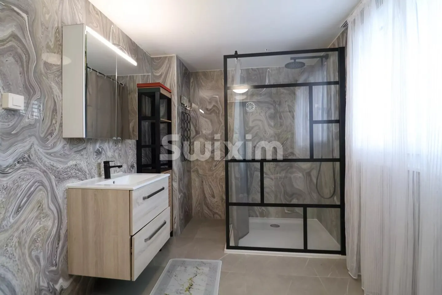 Charming Villa in Green Setting - Photo 8 of 8