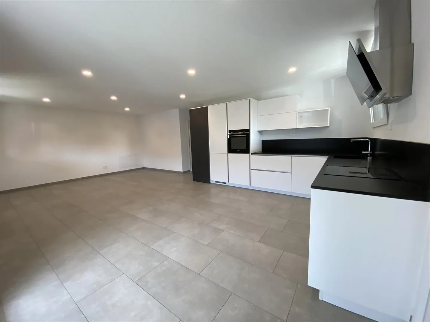 Appartamento 4.5 stanze - Foto 4 di 13