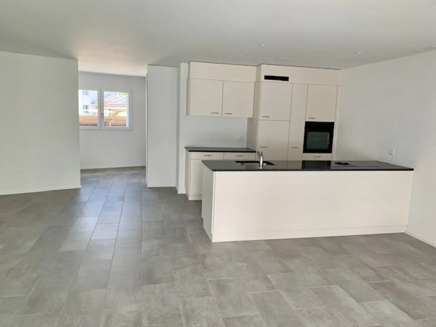 Attico moderno di 3.5 locali - Foto 4 di 8