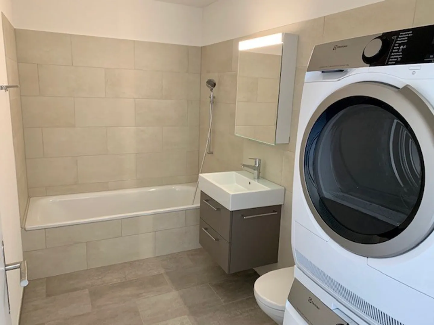 Attico moderno di 3.5 locali - Foto 8 di 8