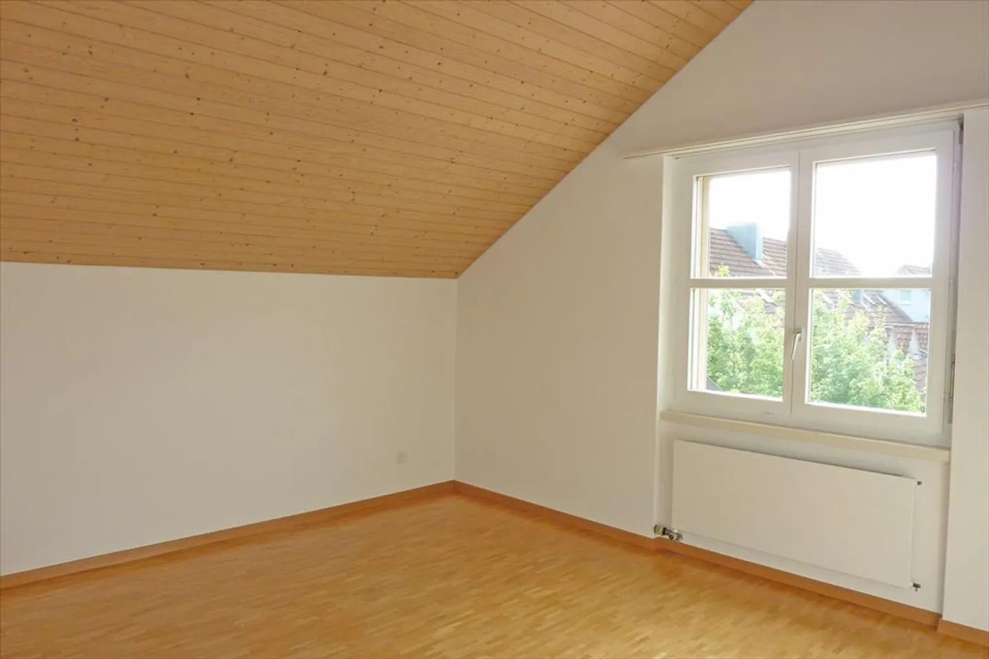 2.5 Room Attic Apartment with Large Terrace - Photo 7 of 8