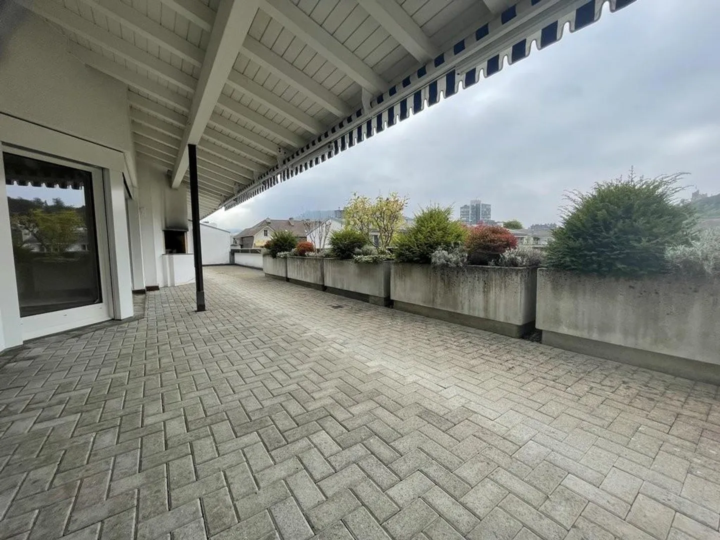 Au cœur de Baden, au sommet, avec cheminée... pour les jeunes et les vieux - Photo 3 sur 10