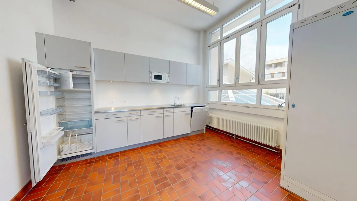 Spazi per uffici in affitto nel Selveareal Thun! - Foto 4 di 7
