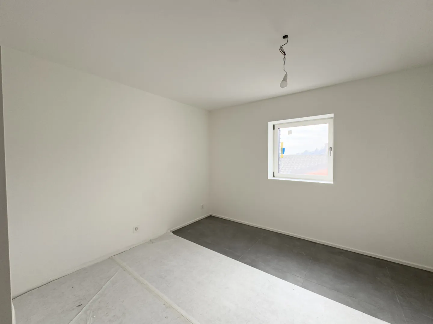 Duplex penthouse moderne de 3,5 pièces à Besazio - Photo 13 sur 18