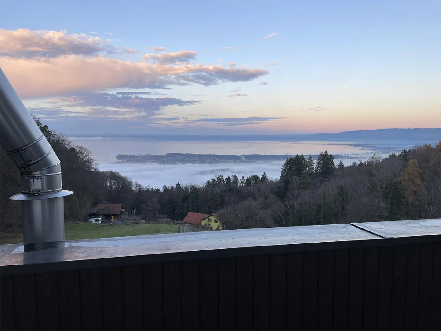 Cerca un nuovo inquilino per studio con vista sul Lago di Costanza e grande balcone a Wienacht - Foto 15 di 19