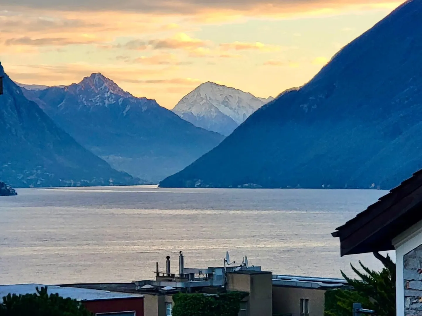 ÉLÉGANT 3.5 PIÈCES AVEC TERRASSE ET VUE SUR LE LAC À PARADISO - Photo 8 sur 10