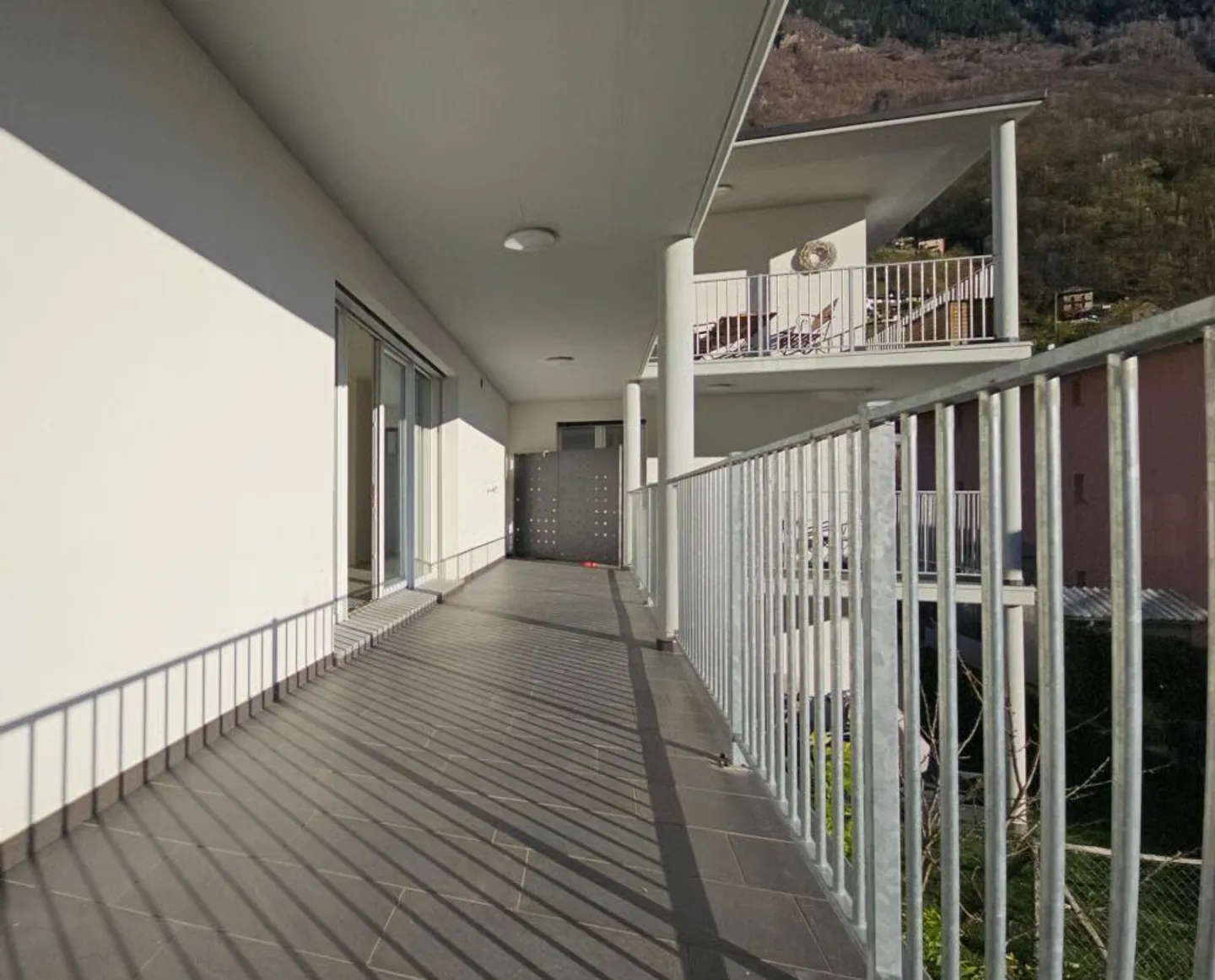 AMPIO E MODERNO APPARTAMENTO A MALVAGLIA - Foto 17 von 19
