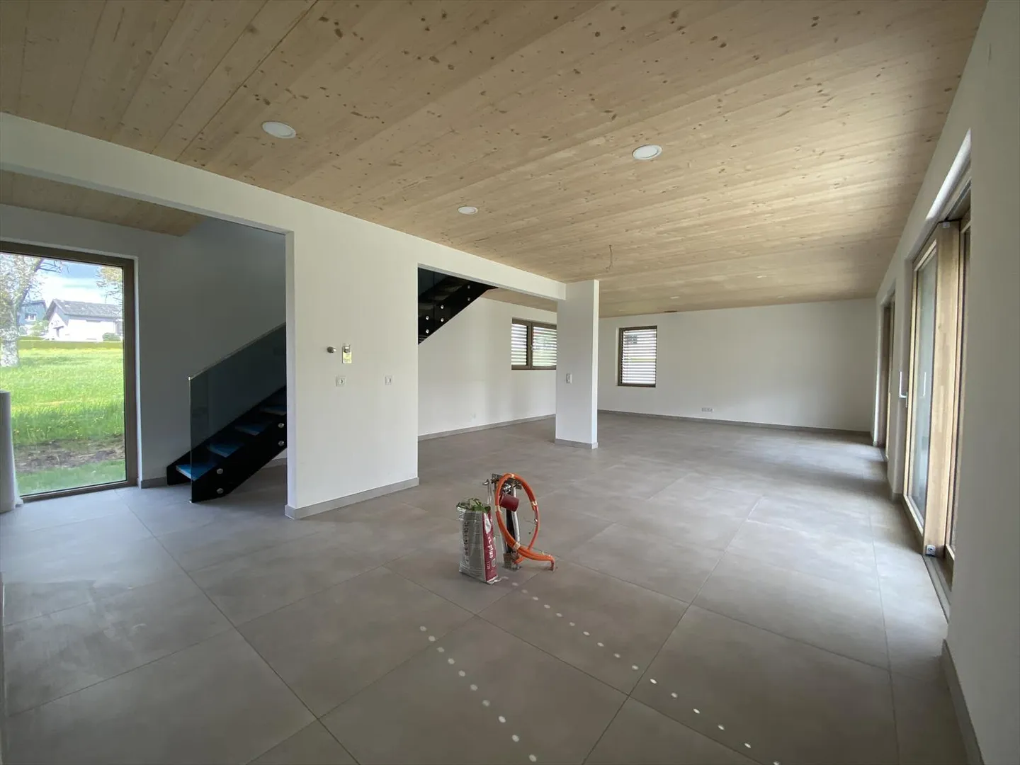 Villa - Photo 6 of 13