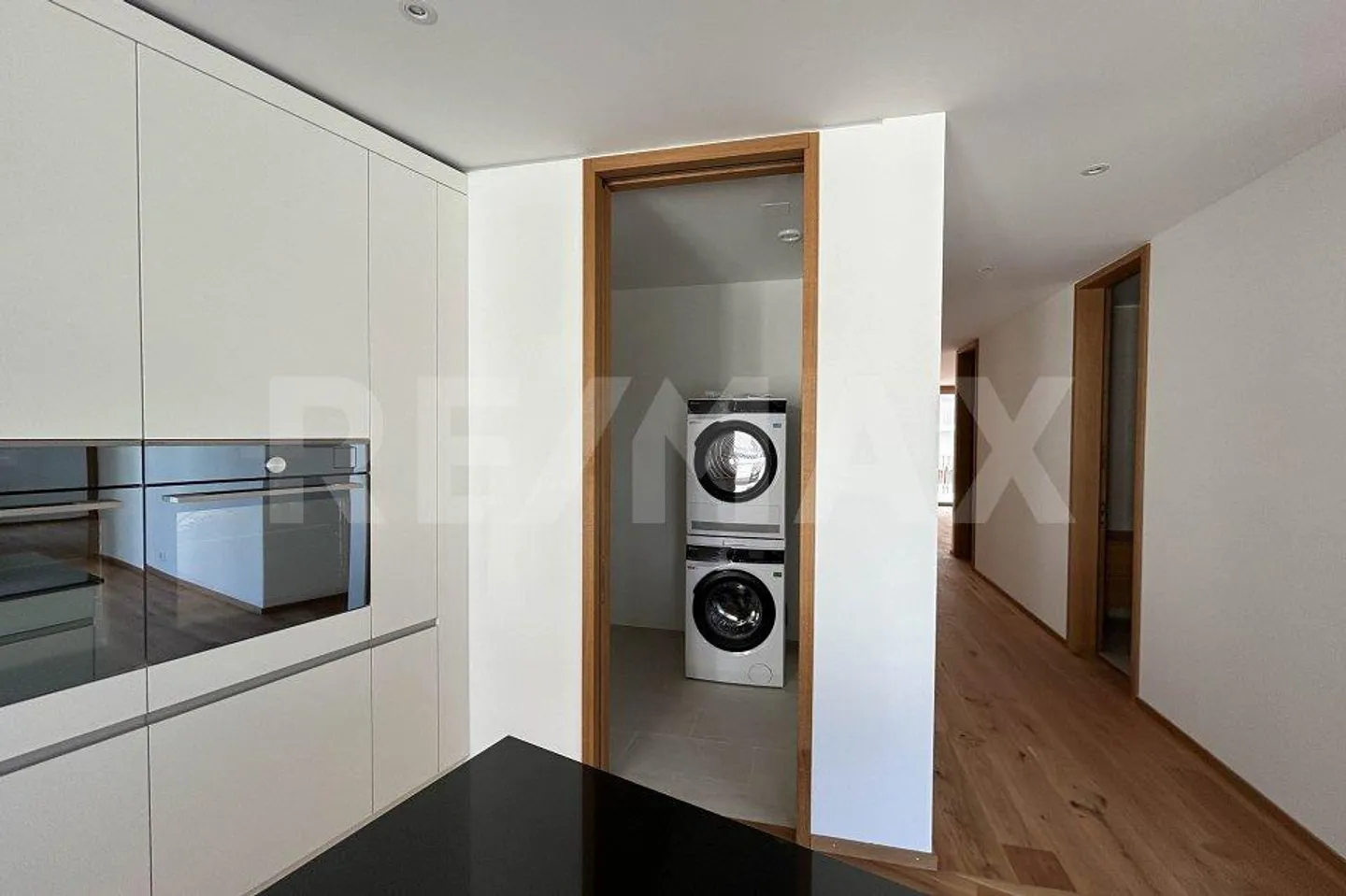 4½ Room Apartment on the 1st Floor, No. 09 - Photo 5 of 13