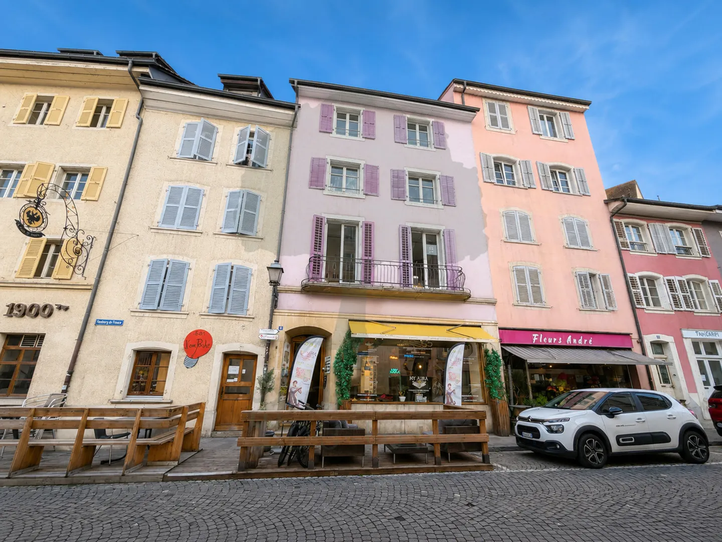 Edificio a reddito misto nel cuore della vecchia città di Porrentruy - Foto 2 di 22