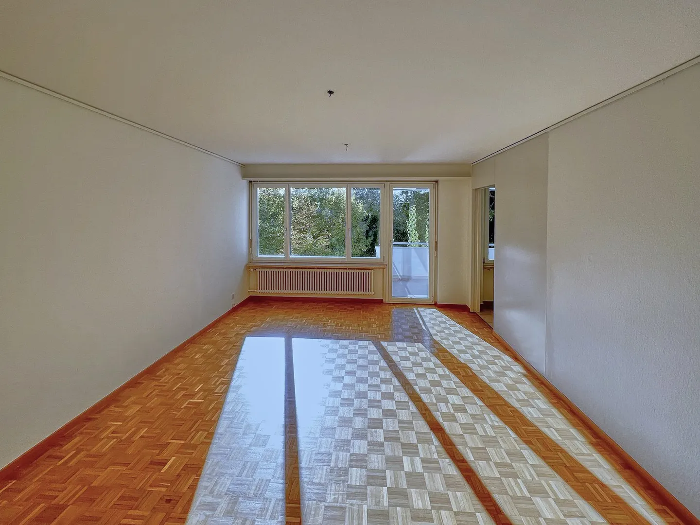 1.5-Zimmer-Stadtwohnung mit grossem Balkon an ruhiger Lage (inkl. Tiefgaragenplatz) - Foto 2 di 7