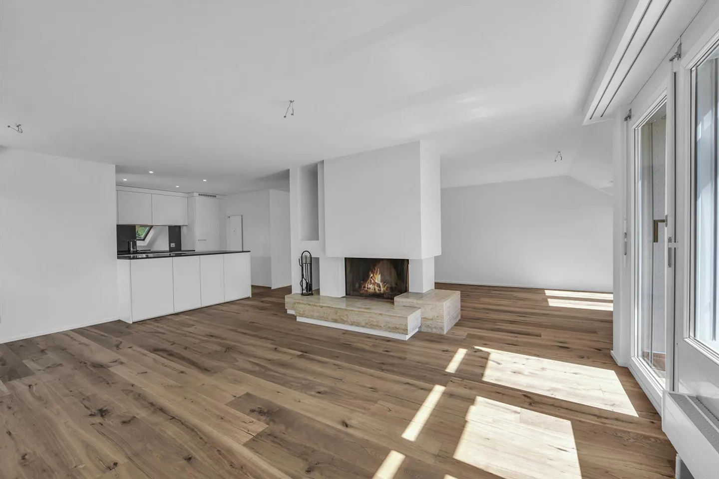 Totalrenovierte 4.5-Zimmer-Dachwohnung - Foto 4 von 27