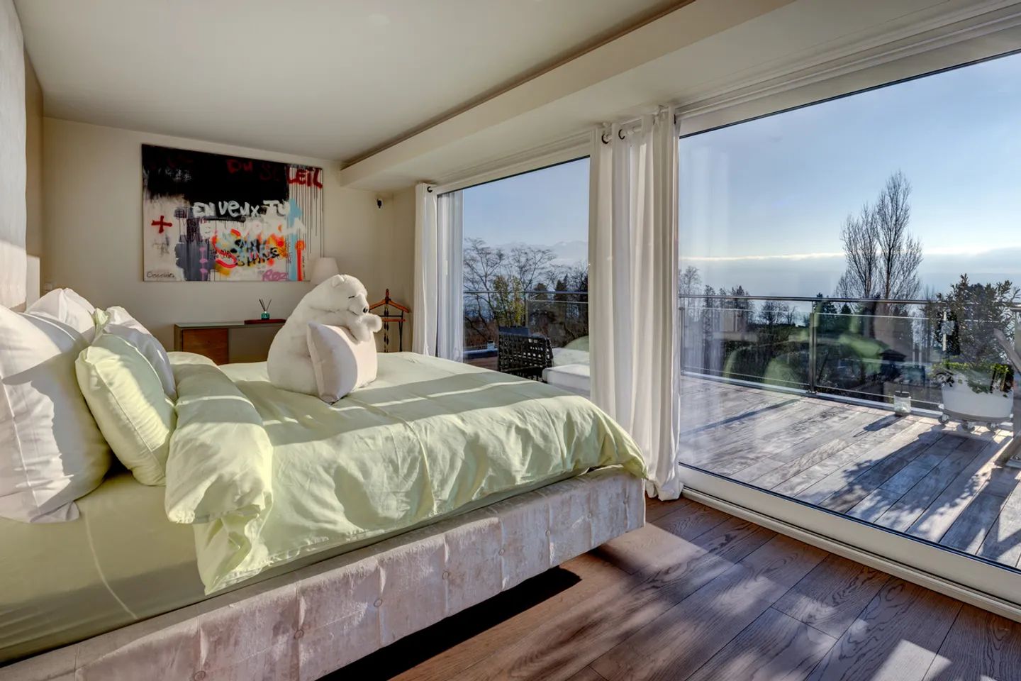 Contemporary penthouse with panoramic view, terrace in Lutry - Photo 1 of 13