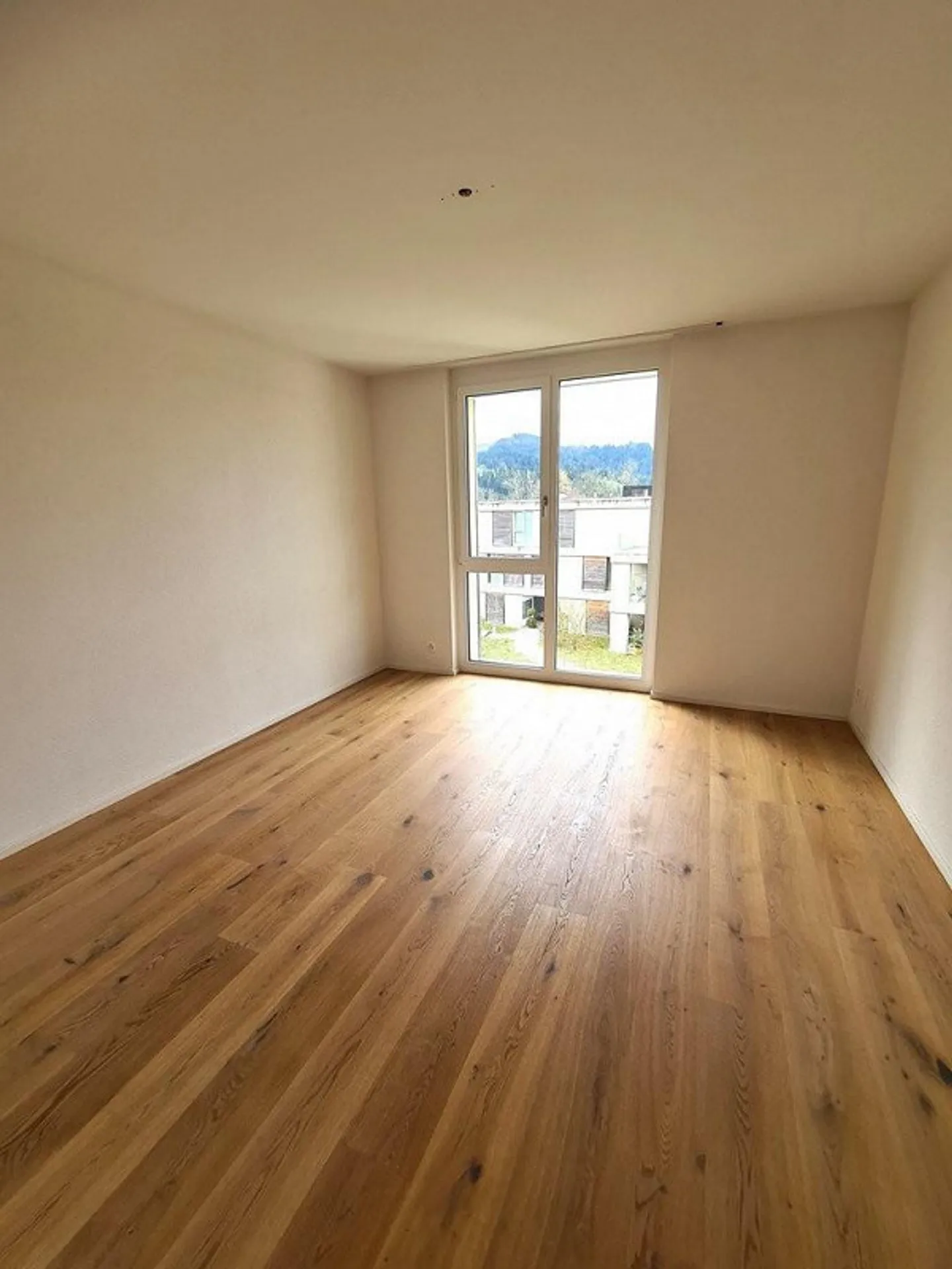 Moderne Wohnung mit Weitsicht - Foto 7 von 11