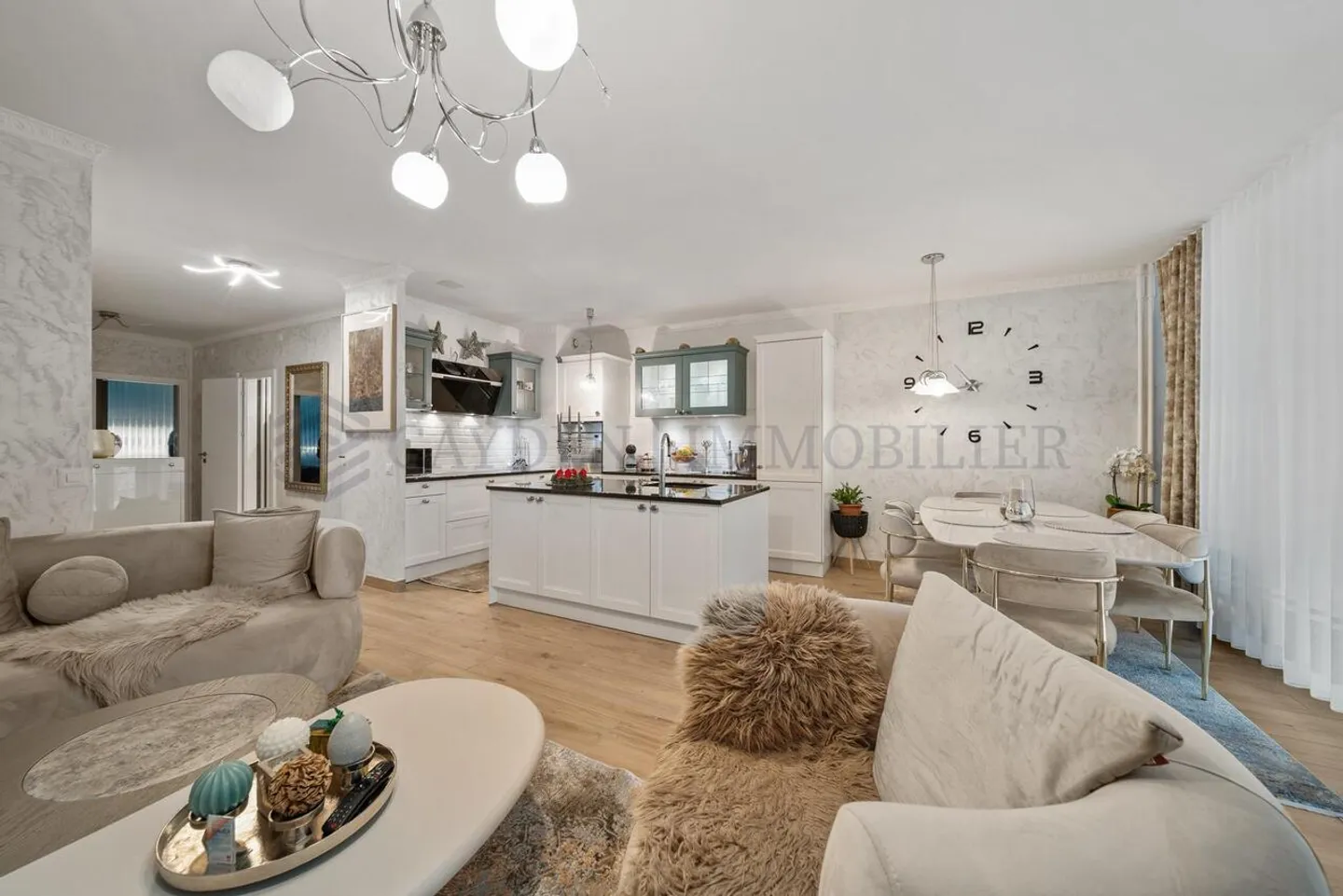 Magnifico appartamento di 4,5 stanze con balcone, vantaggio Casatax! - Foto 5 di 13