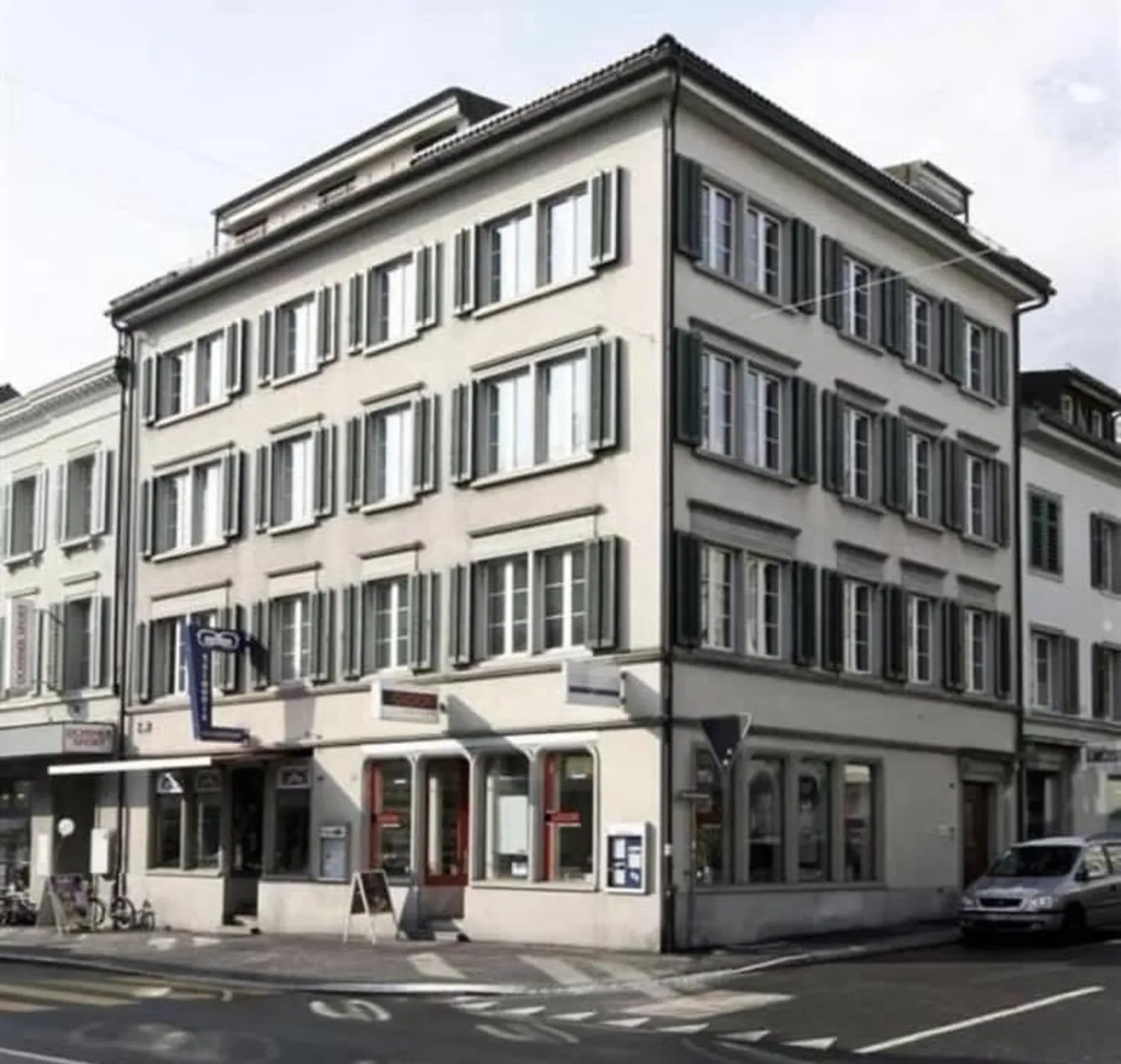 Charmante Wohnung mit Bergsicht - Foto 2 von 8