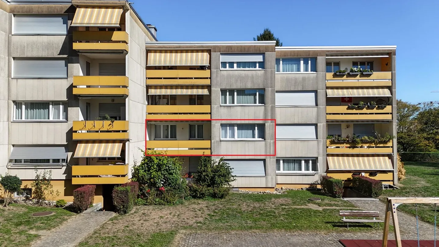 Plenty of Space to Feel Good - Bright 4-Room Apartment with Balcony and Elevator - Photo 11 of 12