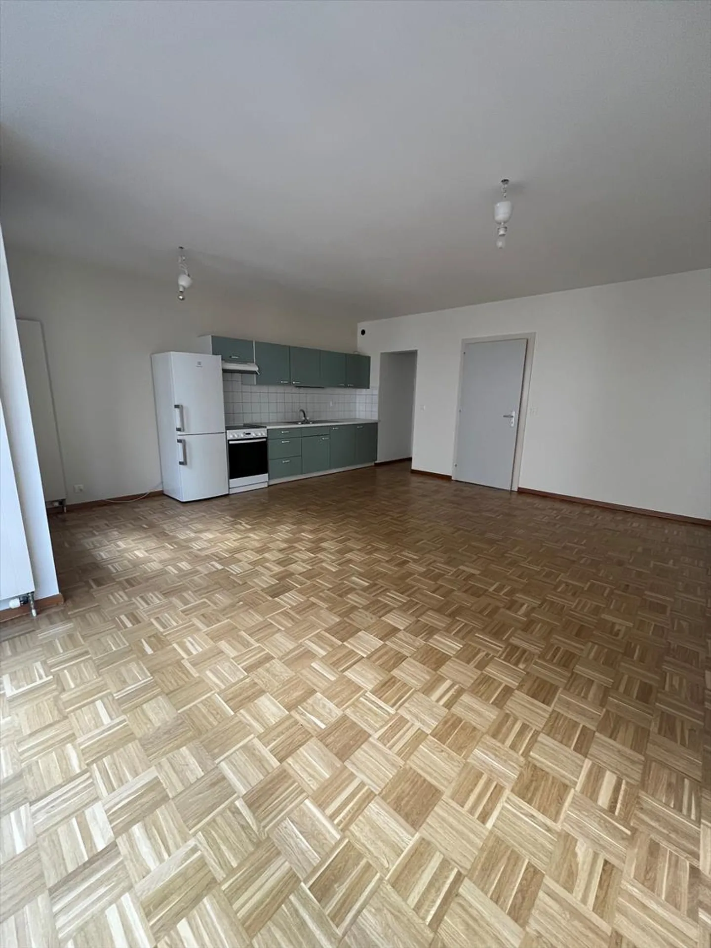 Appartamento di circa 64 m2 - 2 camere - cucina - Foto 3 di 8