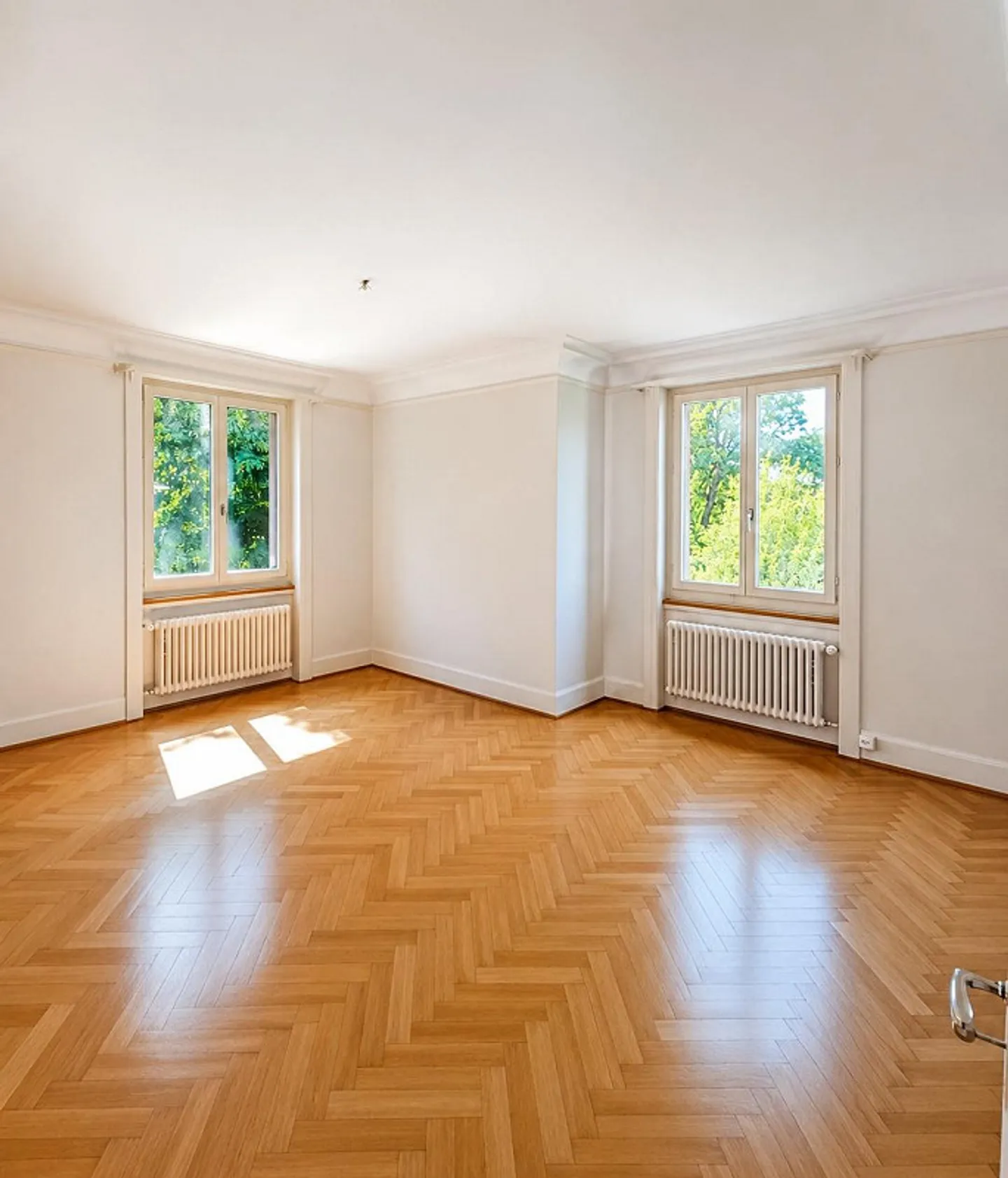 Bijou résidentiel élégant après une rénovation complète - Photo 6 sur 10