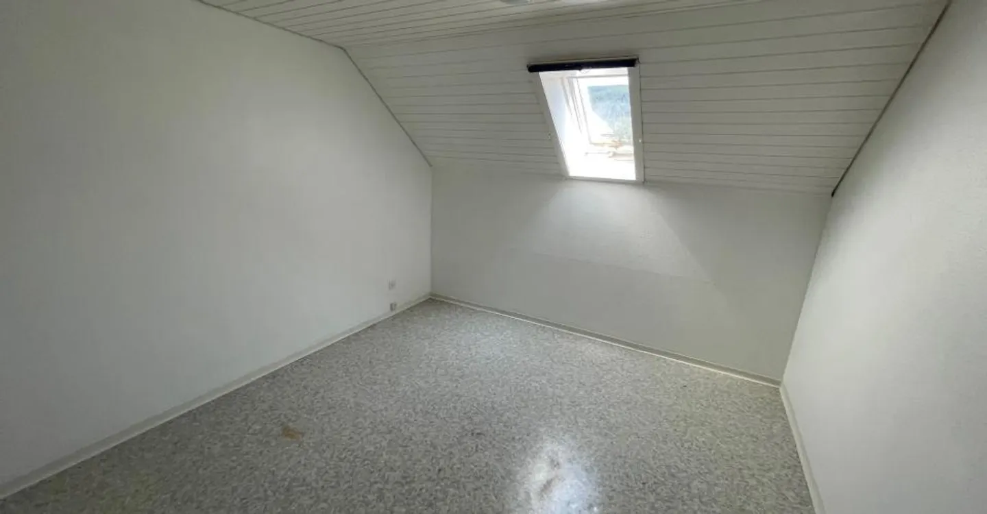 Charmant appartement 4 pièces - Photo 6 sur 7