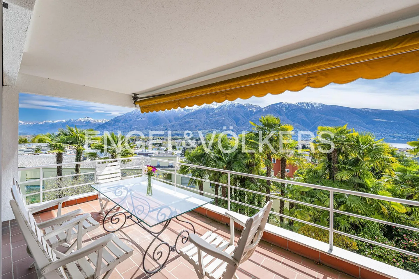Panoramic Apartment within Walking Distance to Ascona (50) - Photo 1 of 9