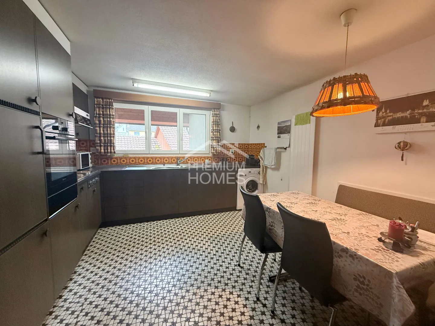 Casa multifamiliare unica - Foto 3 di 11