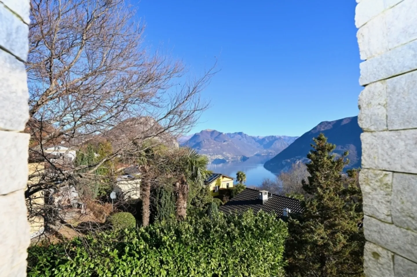 «Moderne Villa mit Panoramablick und Bauland von 1'000 m2» - Foto 5 von 20