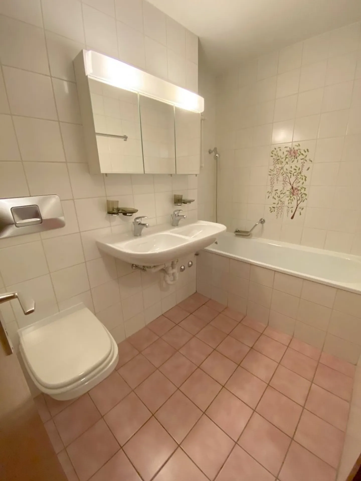 ERSTER NETTOKAUF GRATIS - Apartment in der Nähe der Innenstadt - Foto 4 von 7